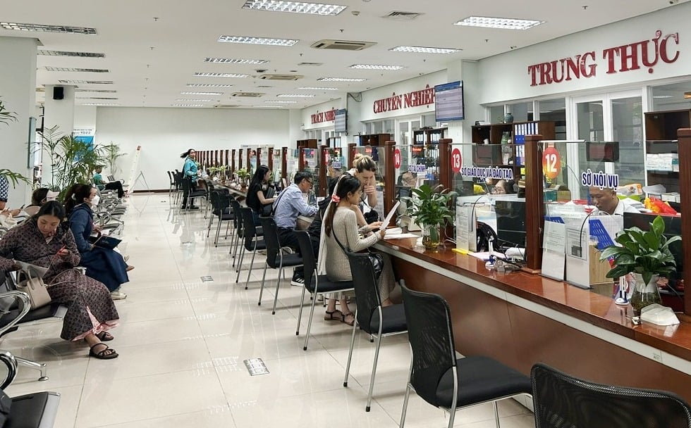 Việc phân cấp, phân quyền giải quyết thủ tục môi trường tạo điều kiện thuận lợi cho doanh nghiệp, cơ sở triển khai các dự án đầu tư. Ảnh: Lan Anh.