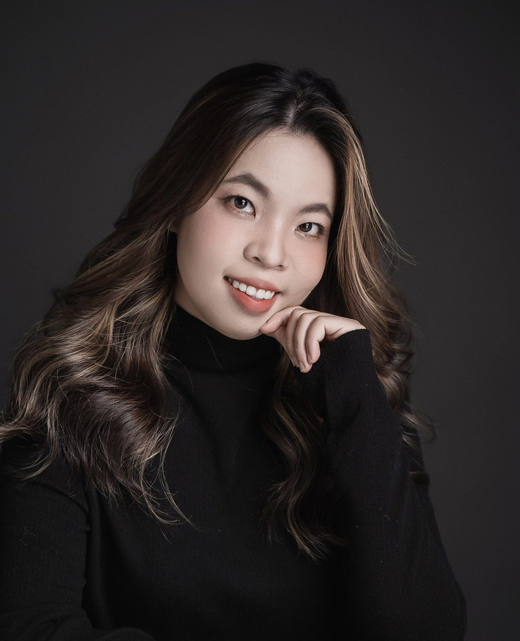 Nữ họa sĩ Phương Lương. Ảnh: NVCC