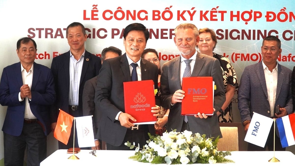 Nafoods Group and FMO signed a cooperation agreement worth USD 20 million to expand production and develop sustainable and green agriculture projects. Photo: Tran Phi.