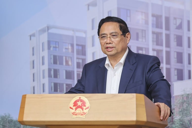 Thủ tướng Chính phủ nhấn mạnh ý nghĩa sâu sắc của việc phát triển nhà ở xã hội, đầu tư cho nhà ở xã hội là đầu tư cho phát triển; phát triển nhà ở xã hội góp phần phát triển kinh tế - xã hội - Ảnh: VGP/Nhật Bắc.