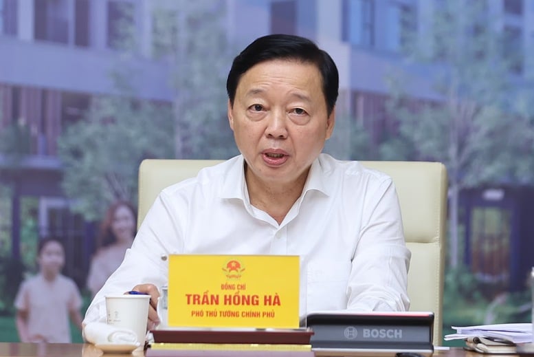 Phó Thủ tướng Trần Hồng Hà điều hành thảo luận tại Hội nghị - Ảnh: VGP/Nhật Bắc.