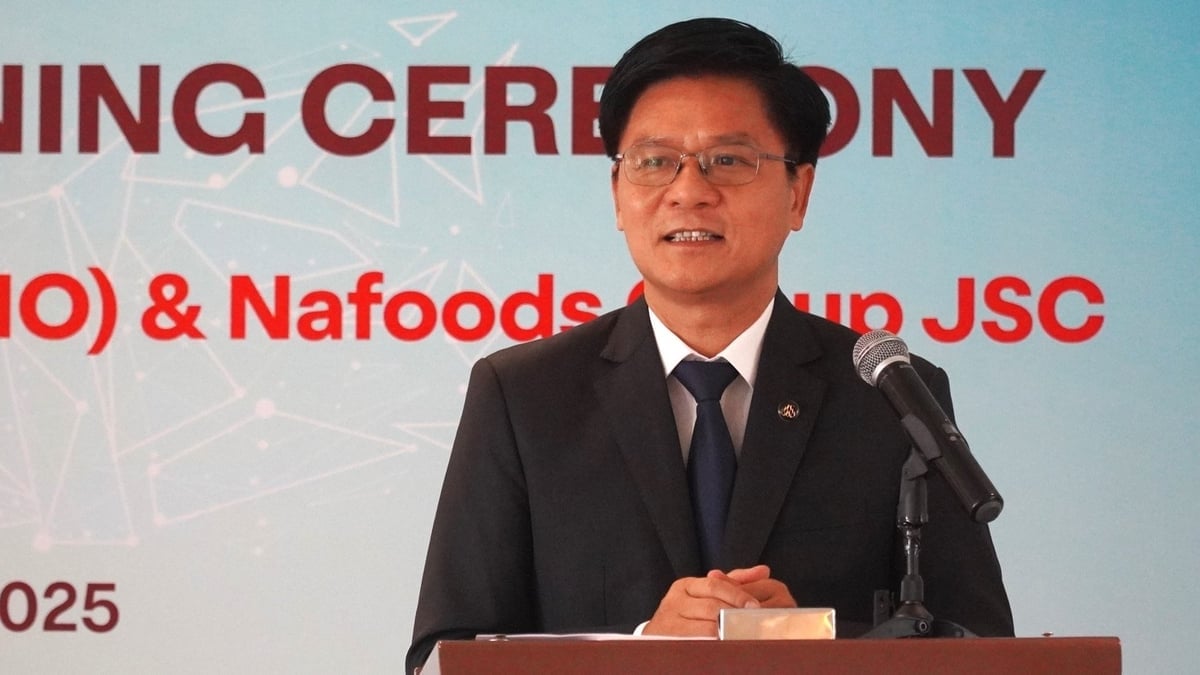 Mr. Nguyen Manh Hung, Vice Chairman of the Board of Directors and General Director of Nafoods Group, spoke at the ceremony. Photo: Tran Phi.