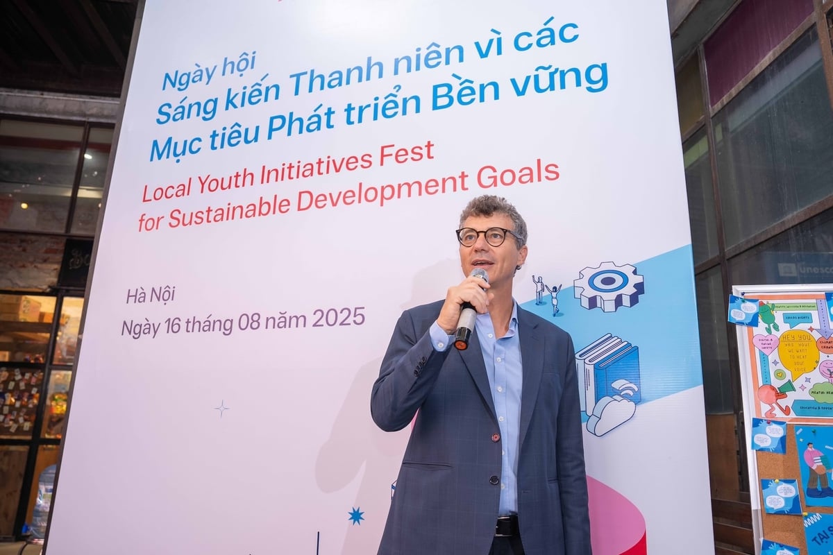 Ông Jonathan Baker, Trưởng Đại diện UNESCO tại Việt Nam, Chủ tịch UNTGAY khẳng định thanh niên không chỉ là lãnh đạo của ngày mai mà còn đang gánh vác vai trò lãnh đạo ngay từ hôm nay. Ảnh: UNESCO.