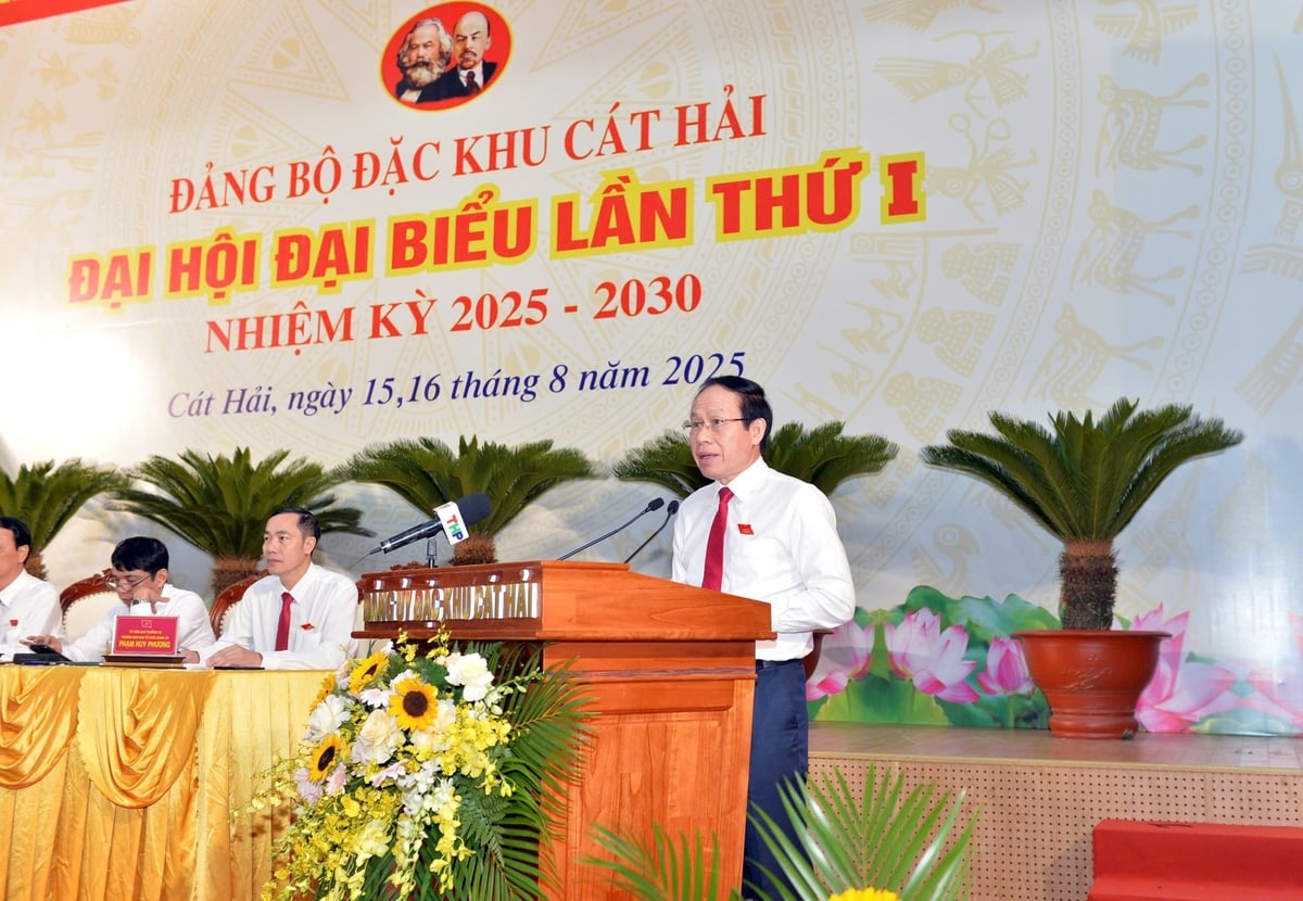 Ông Lê Tiến Châu - Ủy viên Trung ương Đảng, Bí thư Thành ủy Hải Phòng tham dự và chỉ đạo tại Đại hội. Ảnh: Phương Mai.