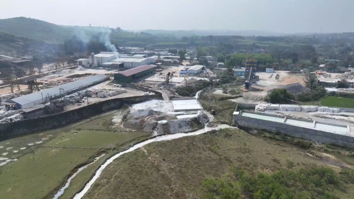 Trong năm 2025 một số doanh nghiệp khai thác khoáng sản cũng bị xử phạt vì có sai phạm liên quan đến khai thác nước dưới đất. Ảnh: Đình Tiệp.