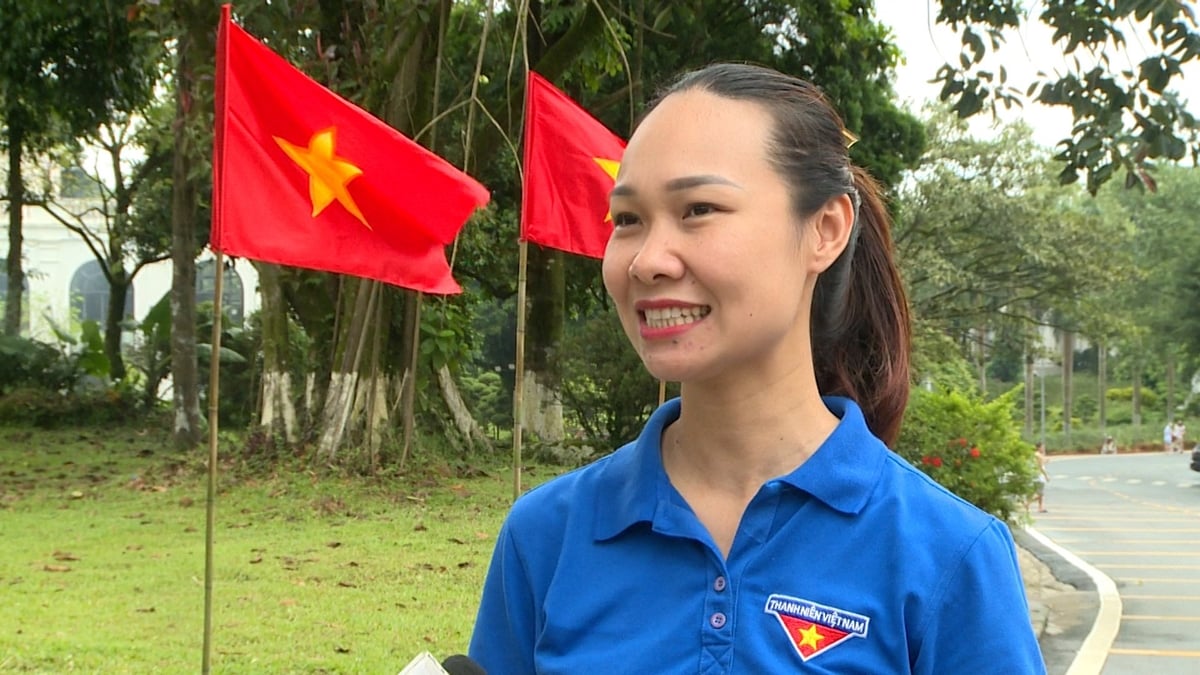 Đồng chí Nguyễn Thị Mai Phương - Phó Chủ tịch Ủy ban Mặt trận Tổ quốc, Bí thư Đoàn Thanh niên xã Suối Hai. Ảnh: Đoàn Phòng. Đồng chí Nguyễn Thị Mai Phương - Phó Chủ tịch Ủy ban Mặt trận Tổ quốc, Bí thư Đoàn Thanh niên xã Suối Hai. Ảnh: Đoàn Phòng.