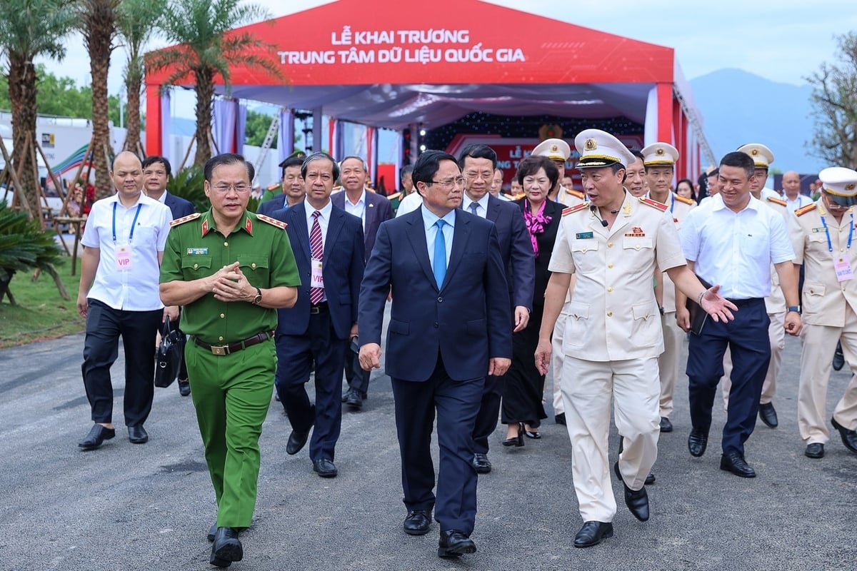 Thủ tướng Chính phủ Phạm Minh Chính tới dự Lễ khai trương Trung tâm dữ liệu quốc gia số 1. Ảnh: VGP.