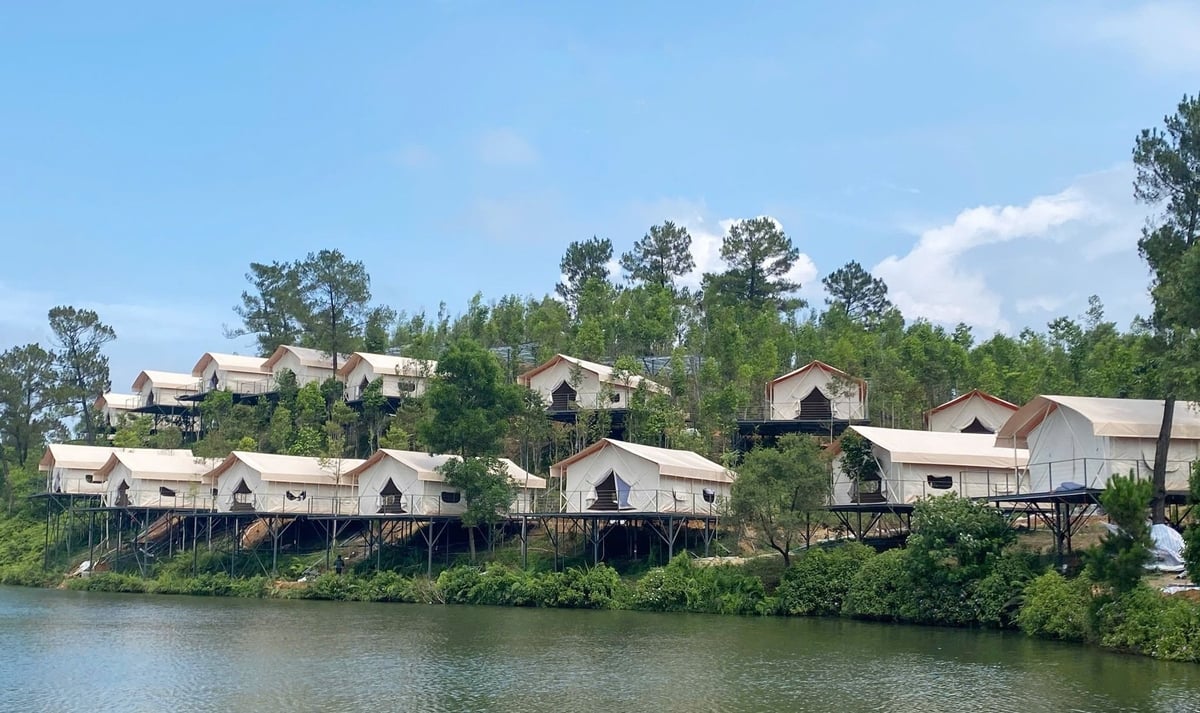 Nhiều lều bạt cao cấp nằm trong khu đất được quảng bá trên mạng xã hội. Ảnh: La Vela Legacy. Nhiều lều bạt cao cấp nằm trong khu đất được quảng bá trên mạng xã hội. Ảnh: La Vela Legacy.