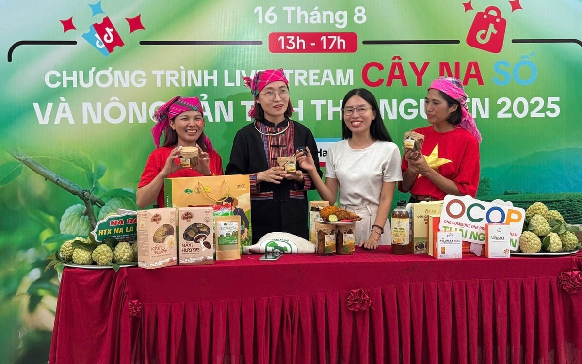 Các chương trình livestream giúp nông sản Thái Nguyên mở rộng tệp khách hàng, nhất là tới giới trẻ. Ảnh: Quang Linh.