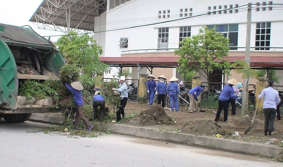 Bắc Ninh phát động phong trào toàn dân chung tay bảo vệ môi trường, tham gia tổng vệ sinh môi trường chào mừng kỷ niệm 80 năm Quốc khánh 2/9. Ảnh: Bảo Hà.
