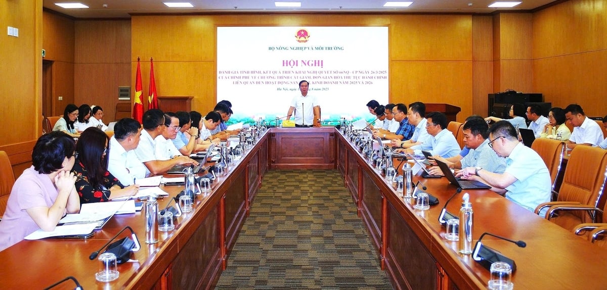 Thứ trưởng Võ Văn Hưng cho biết, công tác cải cách thủ tục hành chính của Bộ Nông nghiệp và Môi trường vẫn đạt được những kết quả tích cực dù có nhiều thay đổi về tổ chức và nhân sự. Ảnh: Phạm Hiếu.