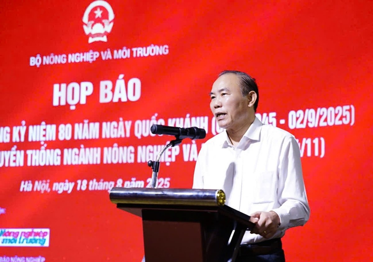 Thứ trưởng Phùng Đức Tiến phát biểu tại sự kiện. Ảnh: Linh Linh.