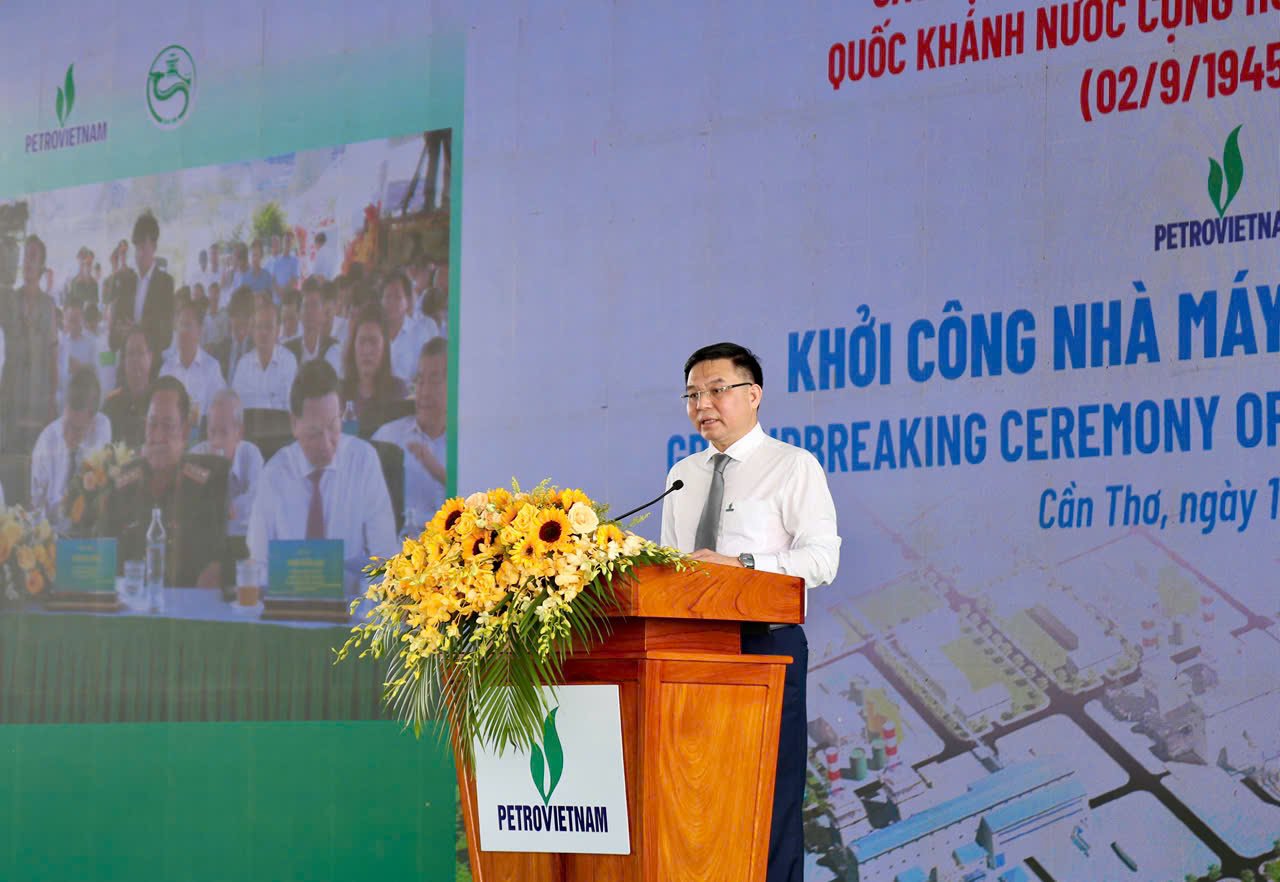 Ông Lê Mạnh Hùng, Chủ tịch Hội đồng Thành viên Petrovietnam cho biết, Dự án Nhà máy Nhiệt điện Ô Môn IV được Chính phủ giao Petrovietnam làm chủ đầu tư vào tháng 6/2023. Ảnh: LH. Ông Lê Mạnh Hùng, Chủ tịch Hội đồng Thành viên Petrovietnam cho biết, Dự án Nhà máy Nhiệt điện Ô Môn IV được Chính phủ giao Petrovietnam làm chủ đầu tư vào tháng 6/2023. Ảnh: LH.
