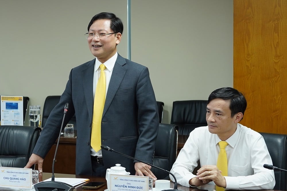 Tổng Giám đốc Tổng công ty Bưu điện Việt Nam Chu Quang Hào phát biểu tại Lễ ký kết. Tổng Giám đốc Tổng công ty Bưu điện Việt Nam Chu Quang Hào phát biểu tại Lễ ký kết.