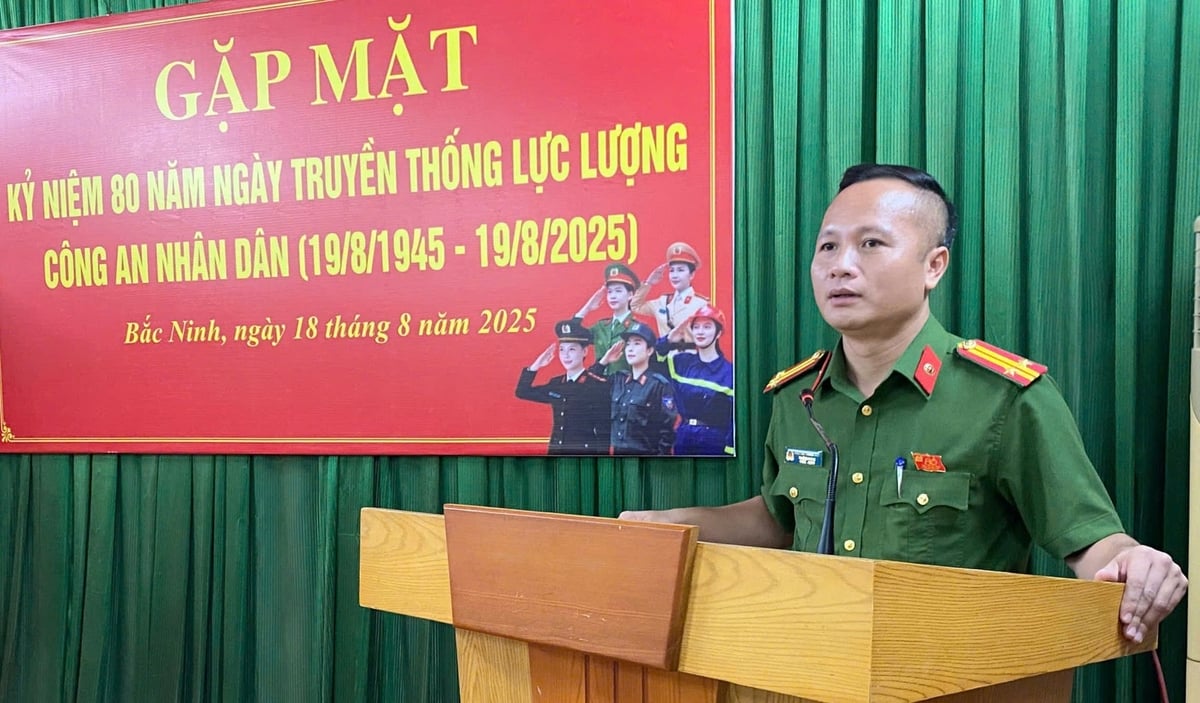 Trung tá Nguyễn Thành Nam, Trưởng Phòng Cảnh sát Thi hành án hình sự và Hỗ trợ tư pháp phát biểu tại buổi lễ. Ảnh: Cao Huyền. Trung tá Nguyễn Thành Nam, Trưởng Phòng Cảnh sát Thi hành án hình sự và Hỗ trợ tư pháp phát biểu tại buổi lễ. Ảnh: Cao Huyền.