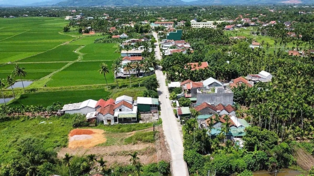 Việc xây dựng Bảng giá đất lần đầu là bước triển khai quan trọng nhằm phù hợp quy định của pháp luật và tình hình thực tế của tỉnh sau khi sáp nhập Quảng Ngãi (cũ) và Kon Tum (cũ). Ảnh: Võ Hà.