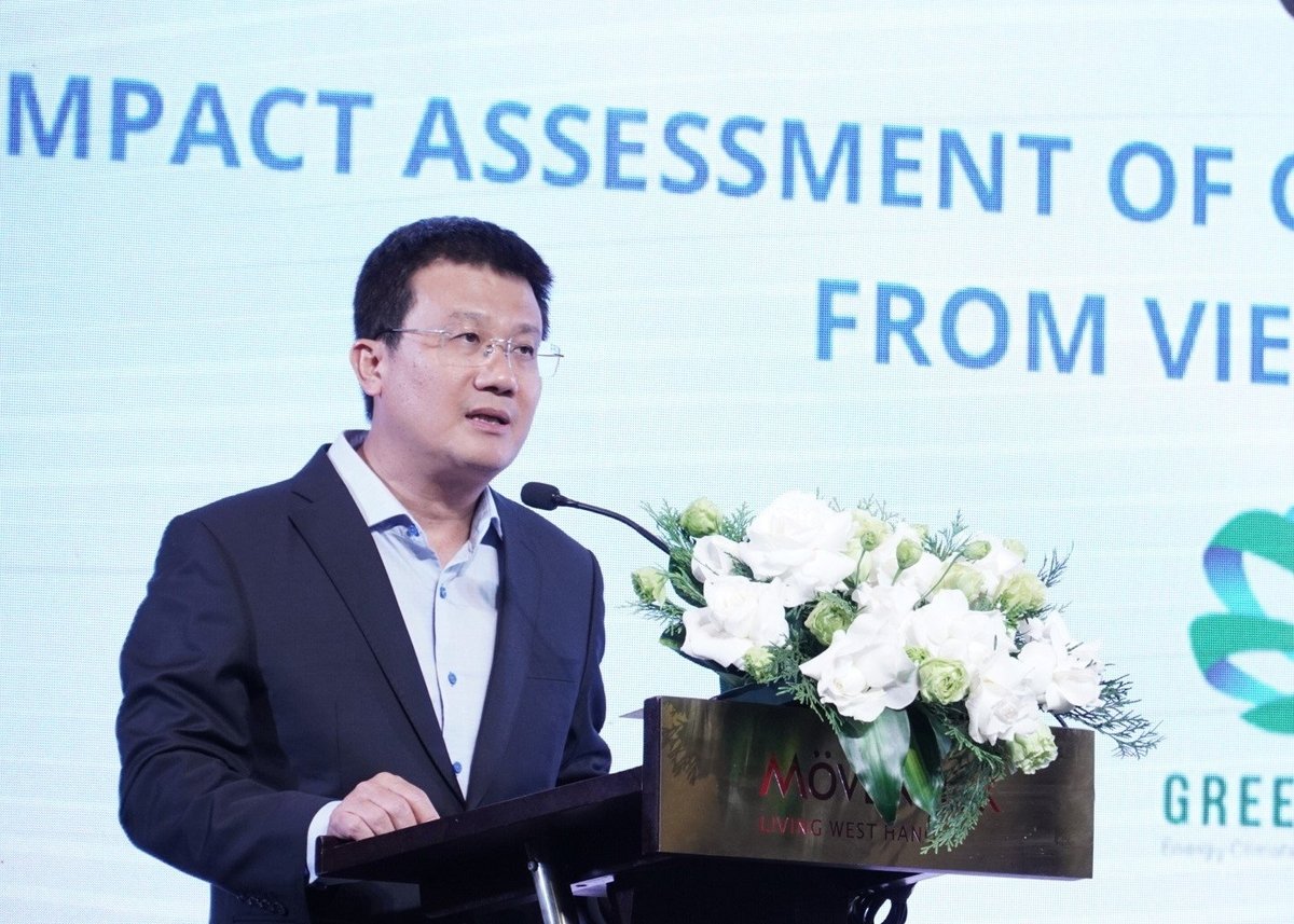 Ông Nguyễn Tuấn Quang, Phó Cục trưởng Cục Biến đổi khí hậu chia sẻ về lộ tình phát triển thị trường carbon tại Việt Nam. Ảnh: Trung Nguyên. 