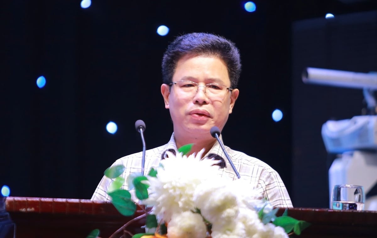 Chi cục trưởng Chi cục Chăn nuôi và Thú y Nghệ An nêu tổng quan diễn biến dịch tả lợn Châu Phi trong thời gian qua. Ảnh: Việt Khánh.