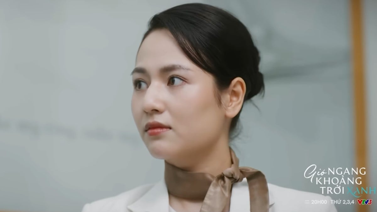 Ngân ngỡ ngàng khi vị khách 'chốt đơn' mà không cần báo giá. Ảnh CMH Ngân ngỡ ngàng khi vị khách 'chốt đơn' mà không cần báo giá. Ảnh CMH