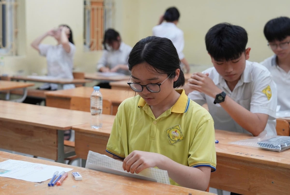 Các trường đại học sẽ bắt đầu công bố điểm chuẩn trúng tuyển đợt 1 vào chiều ngày 20/8. Ảnh: Lan Chi.