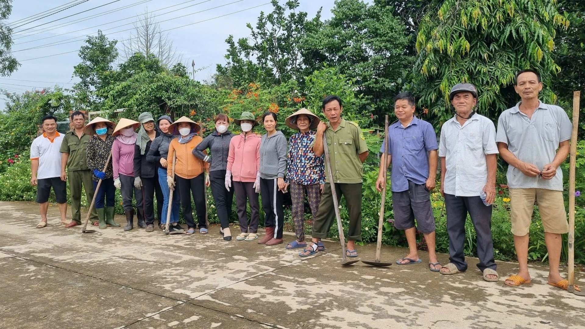 Người dân Phước Thành đồng lòng xây dựng nếp sống văn minh, hướng tới địa phương xanh - sạch - đẹp, đáng sống. Ảnh: Trần Phi. Người dân Phước Thành đồng lòng xây dựng nếp sống văn minh, hướng tới địa phương xanh - sạch - đẹp, đáng sống. Ảnh: Trần Phi.