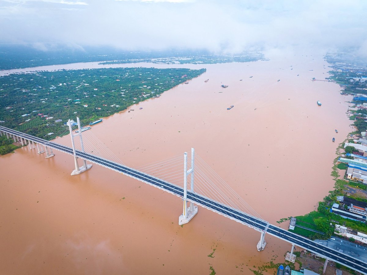 Cầu Rạch Miễu 2 qua đoạn đầu cồn Thới Sơn. Ảnh: Minh Đảm. 