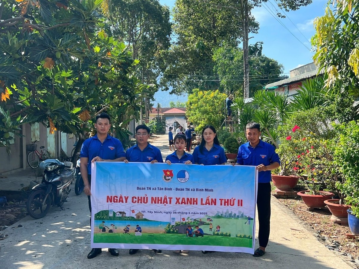 Tuổi trẻ Tây Ninh chung tay hành động vì Tây Ninh xanh. Ảnh: CTV. Tuổi trẻ Tây Ninh chung tay hành động vì Tây Ninh xanh. Ảnh: CTV.
