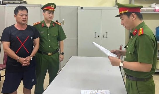 Dương Đức Thắng tại cơ quan Công an. Ảnh: Công an tỉnh Sơn La. 