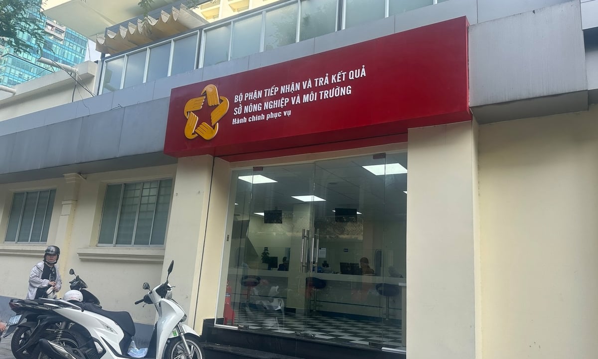Bộ phận tiếp nhận và trả kết quả - Sở Nông nghiệp và Môi trường TP.HCM. Ảnh: Tường Tú.