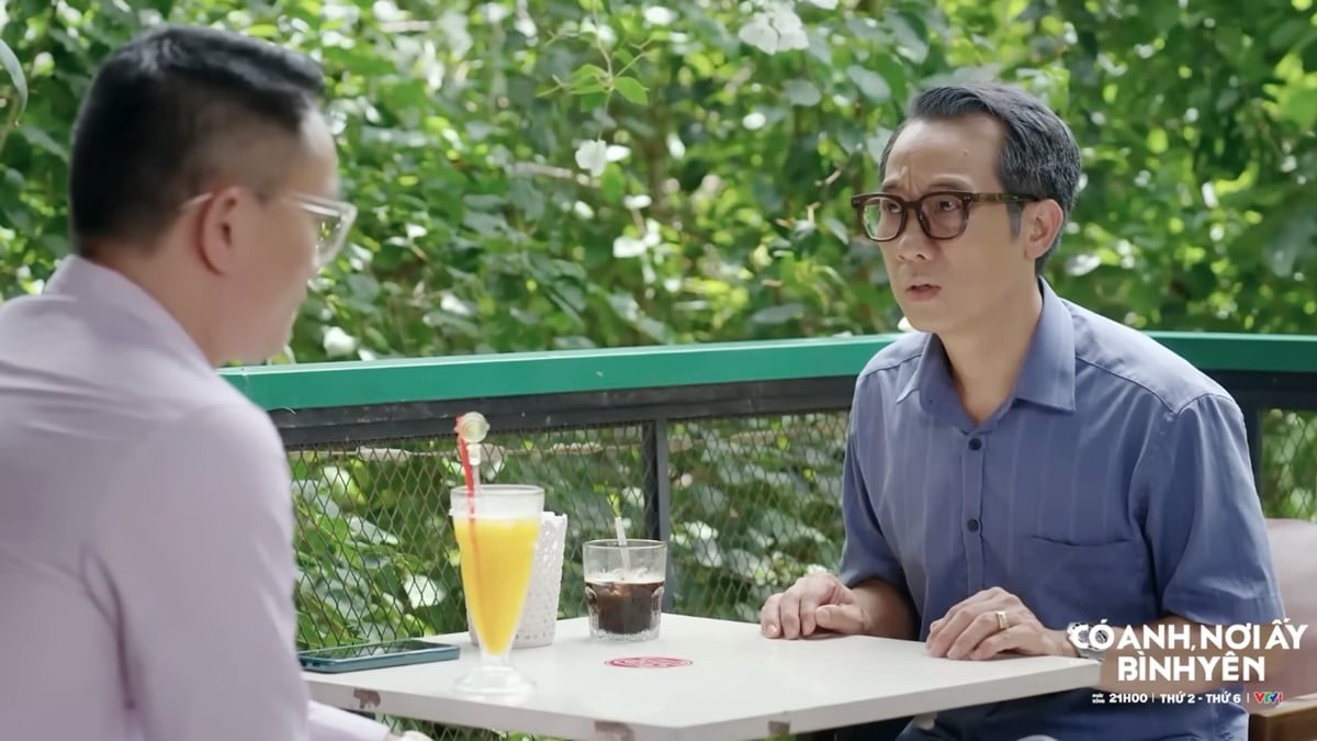 Long khuyên ông Thứ không để xảy ra tiêu cực, khiếu nại. Ảnh CMH