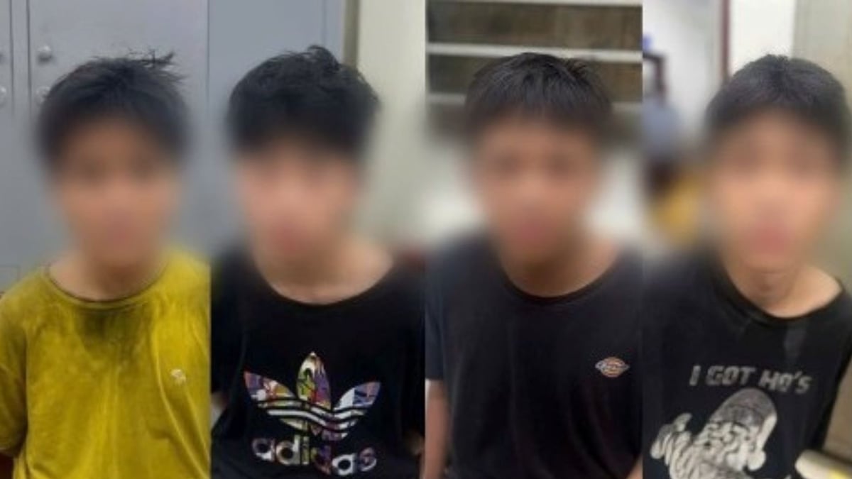 Nhóm đối tượng bị bắt giữ tại cơ quan Công an. Ảnh: Công an phường Kim Liên.
