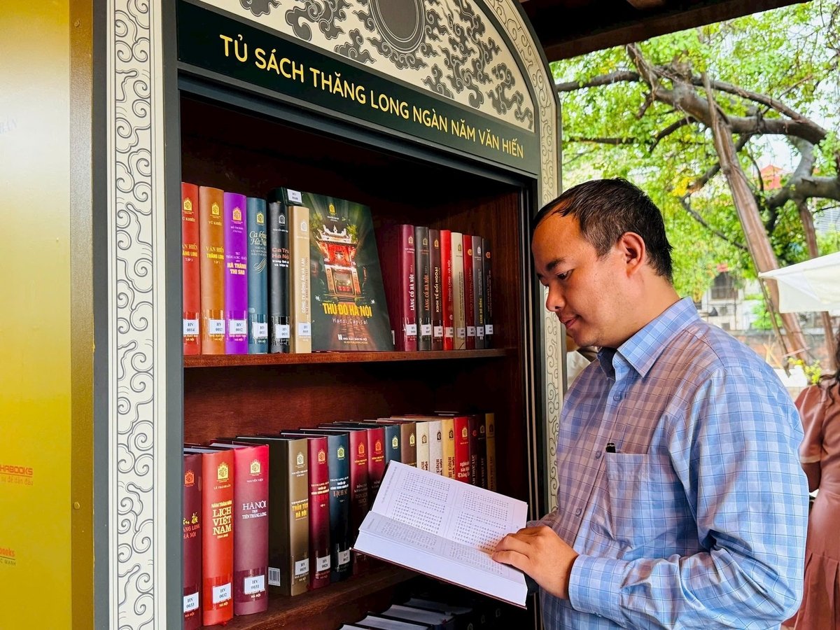 'Không gian văn hóa đọc - Văn Miếu Quốc Tử Giám' hướng tới mục tiêu kết nối di sản - tri thức - cộng đồng. Ảnh: Phạm Sỹ.