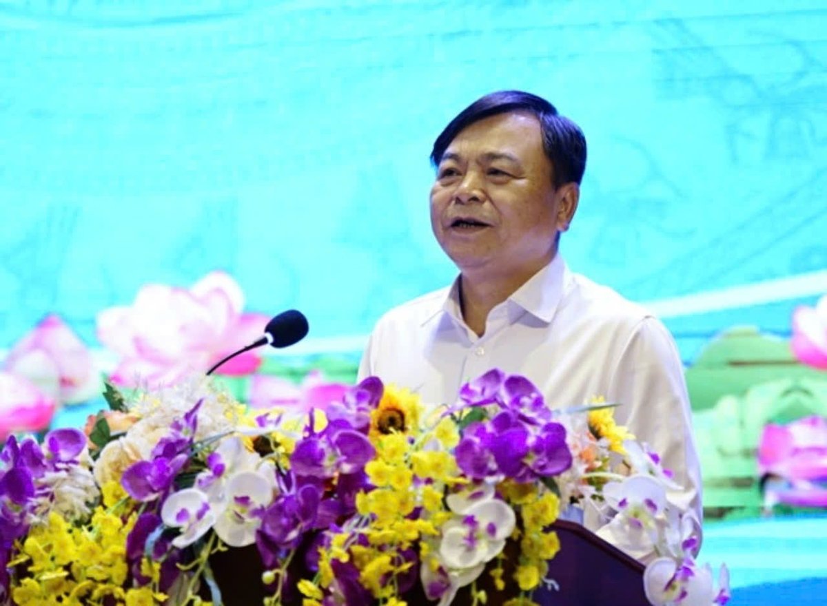 Thứ trưởng Nguyễn Hoàng Hiệp cho rằng ngành Thủy lợi phải 'đi trước một bước'. Ảnh: Linh Linh. Thứ trưởng Nguyễn Hoàng Hiệp cho rằng ngành Thủy lợi phải 'đi trước một bước'. Ảnh: Linh Linh.