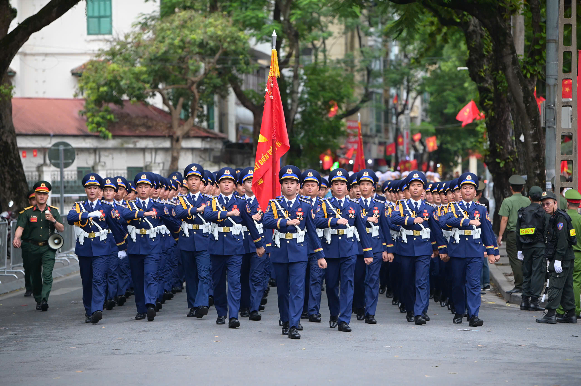 Nhập chú thích ảnh