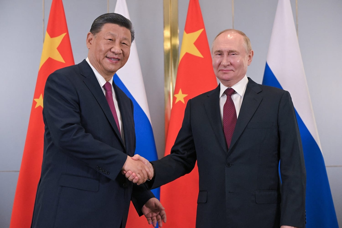 Chủ tịch Trung Quốc Tập Cận Bình và Tổng thống Nga Vladimir Putin tại hội nghị thượng đỉnh Tổ chức Hợp tác Thượng Hải ở Astana, Kazakhstan, hồi tháng 7/2024. Ảnh: Getty.