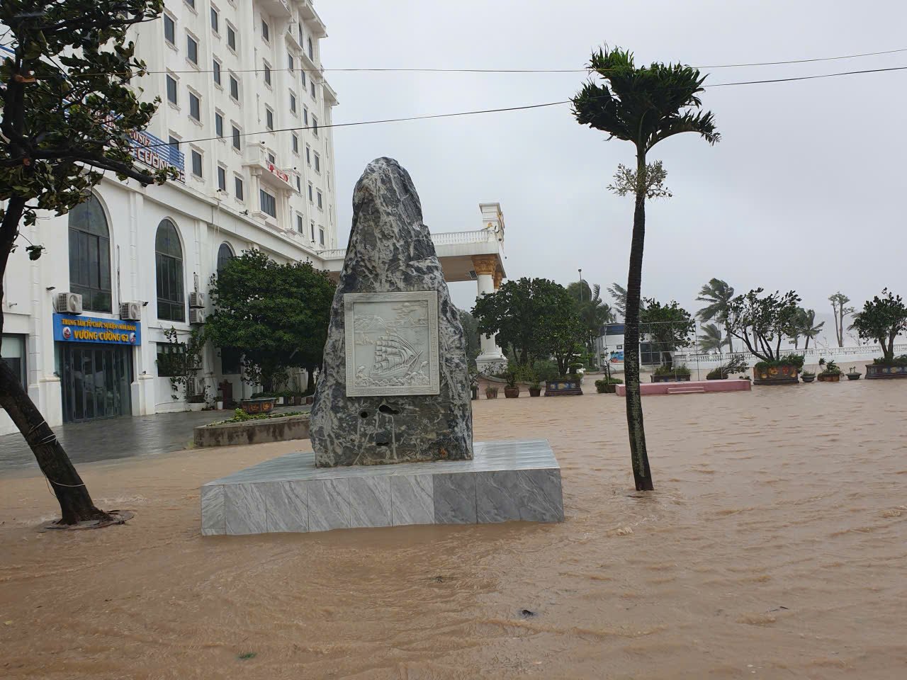 Nhập chú thích ảnh
