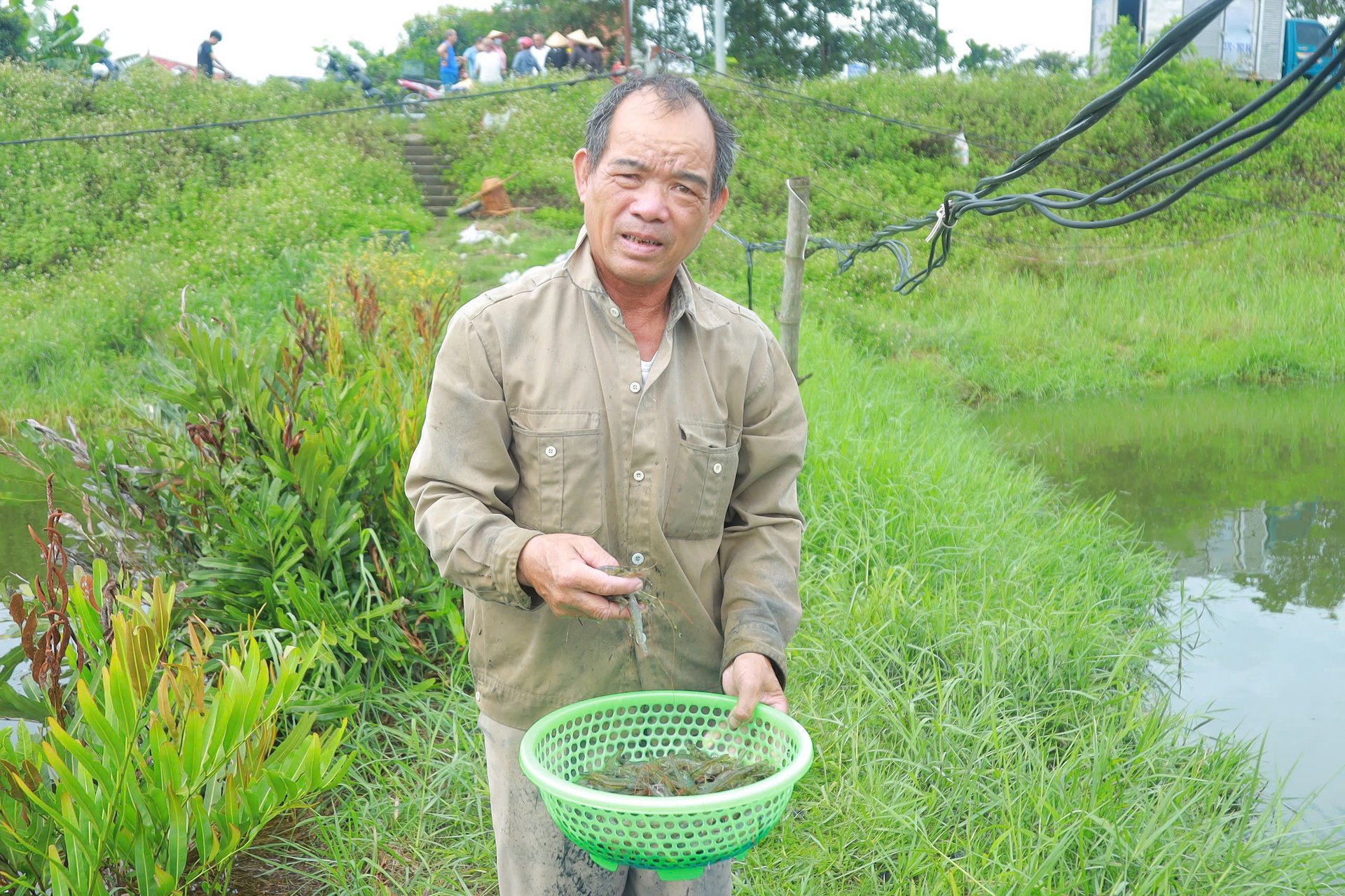 cac-dia-phuong-ven-bien-ghi-nhan-gio-bao-giat-cap-11-12-144443_773