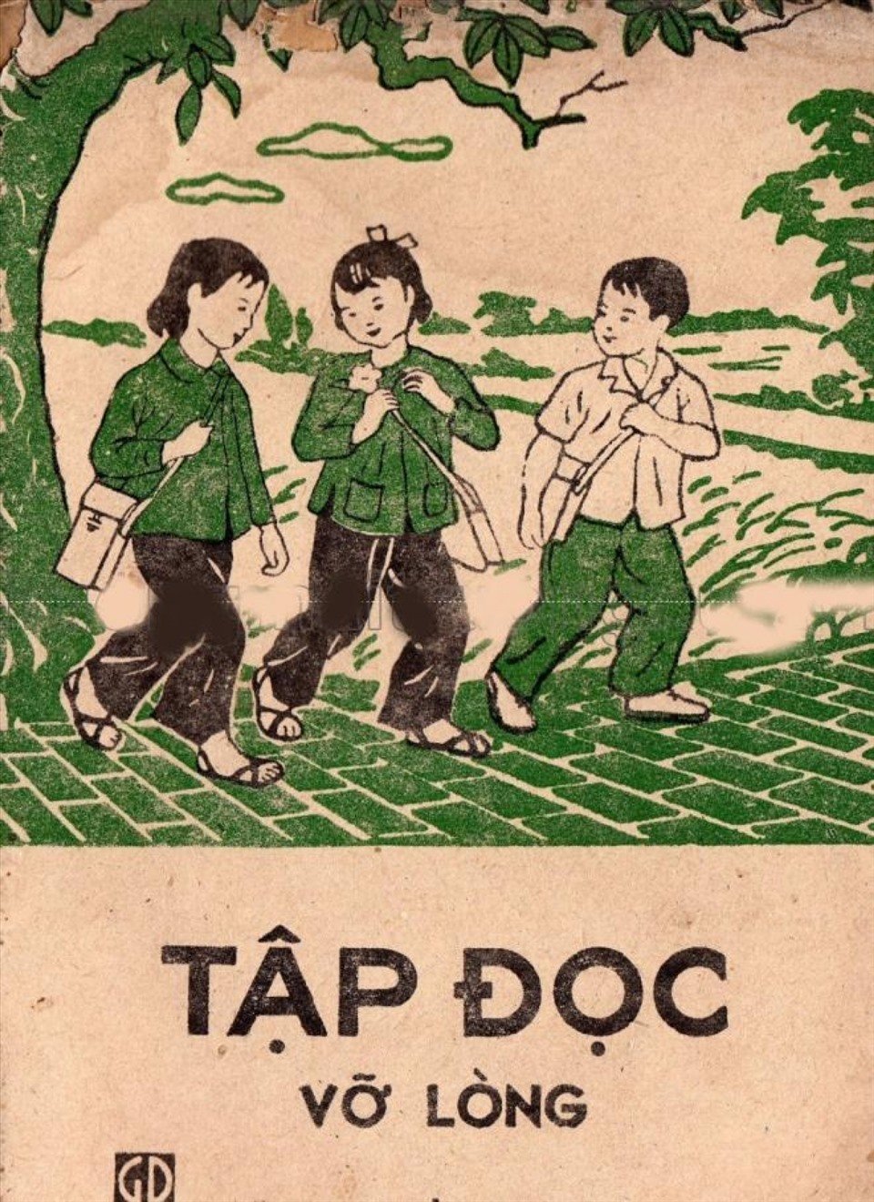 Nhà trường và những nhà ngôn ngữ học chuyên nghiệp có vai trò rất quan trọng trong việc 'chuẩn hóa' tiếng Việt. (Trong ảnh: Sách Tập đọc vỡ lòng của NXB Giáo dục, ấn bản năm 1979). Ảnh tư liệu.