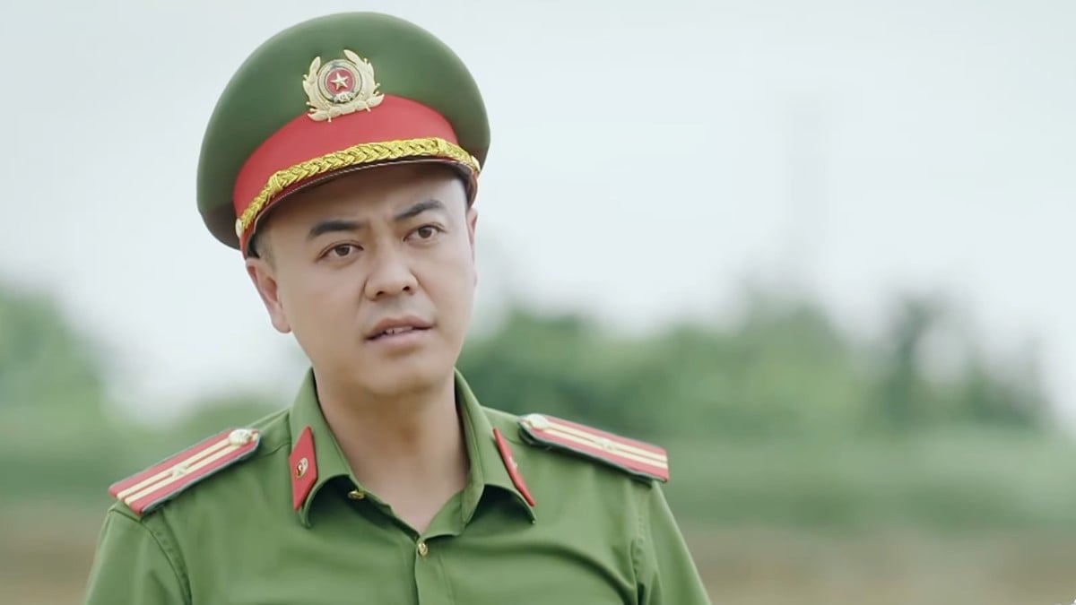 Huy phải ra sức trấn an. Ảnh CMH Huy phải ra sức trấn an. Ảnh CMH