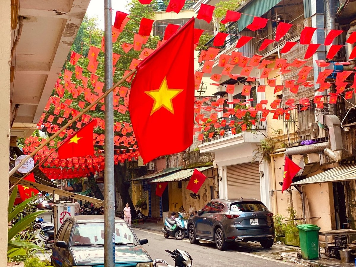 Một góc nhỏ sặc sỡ giữa lòng Hà Nội. Ảnh: Thanh Ngọc. Một góc nhỏ sặc sỡ giữa lòng Hà Nội. Ảnh: Thanh Ngọc.