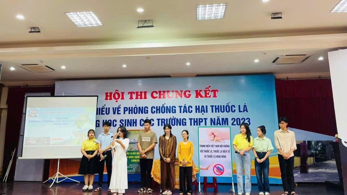 Sở Giáo dục và Đào tạo tỉnh Quảng Ngãi tổ chức các cuộc thi về phòng chống tác hại của thuốc lá trong trường học nhằm nâng cao nhận thức cho các em học sinh. Ảnh: K.N. Sở Giáo dục và Đào tạo tỉnh Quảng Ngãi tổ chức các cuộc thi về phòng chống tác hại của thuốc lá trong trường học nhằm nâng cao nhận thức cho các em học sinh. Ảnh: K.N.