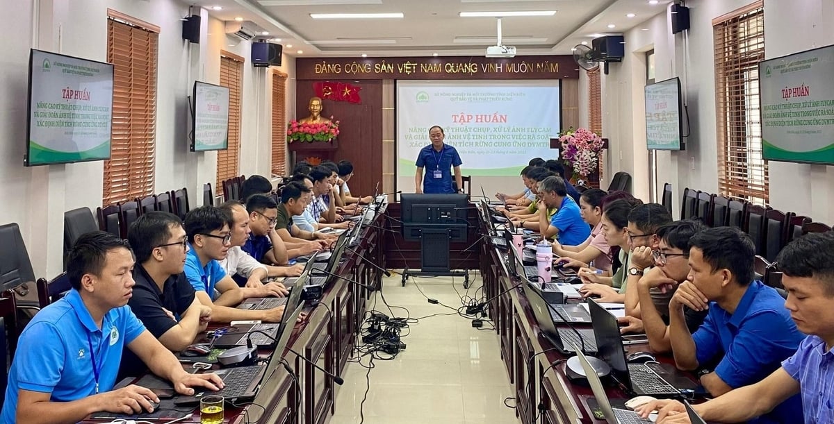 Quang cảnh buổi tập huấn. Ảnh: Quỹ Bảo vệ và Phát triển rừng tỉnh Điện Biên. Quang cảnh buổi tập huấn. Ảnh: Quỹ Bảo vệ và Phát triển rừng tỉnh Điện Biên.