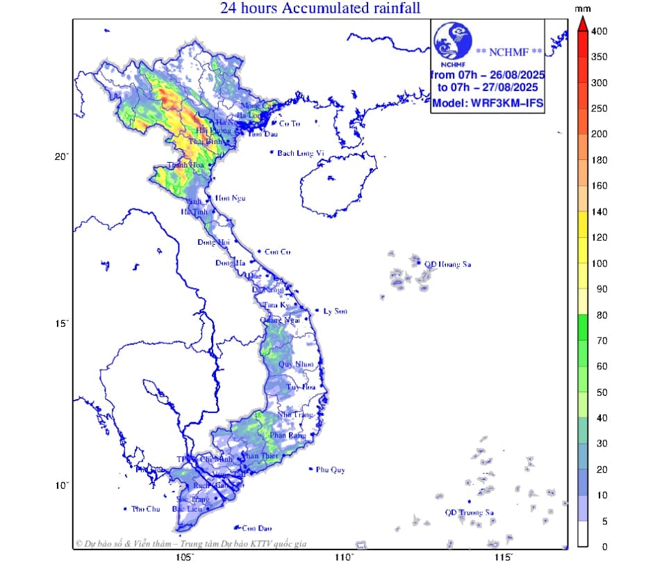 Dự báo lượng mưa trong 24h (từ 7h ngày 26/8 đến 7h ngày 27/8). Vùng màu cam đỏ thể hiện mưa lớn nhất. Nguồn: NCHMF.
