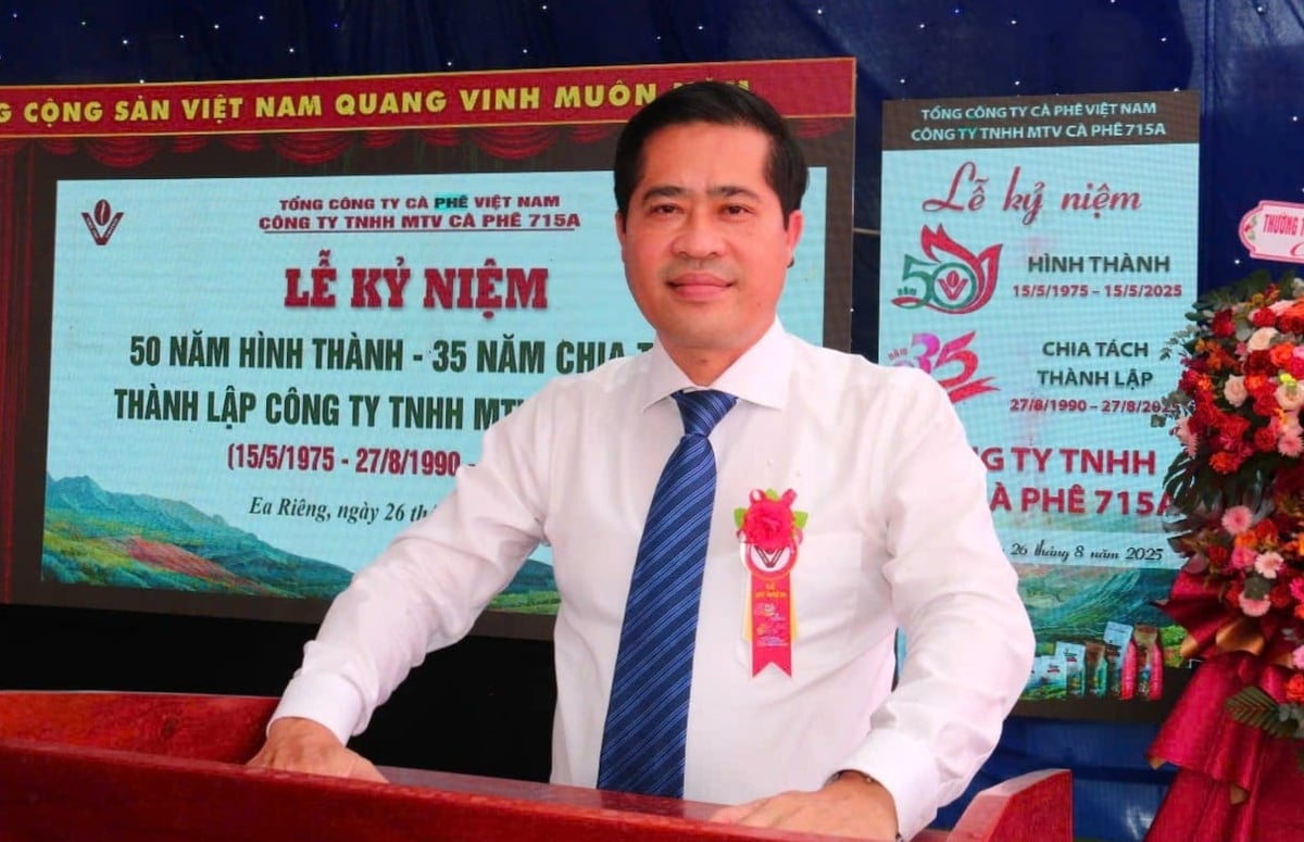 Ông Nguyễn Văn Minh, Phó Bí thư thường trực Đảng bộ Tổng Công ty Cà phê Việt Nam phát biểu tại buổi lễ. Ảnh: Ngọc Thăng.