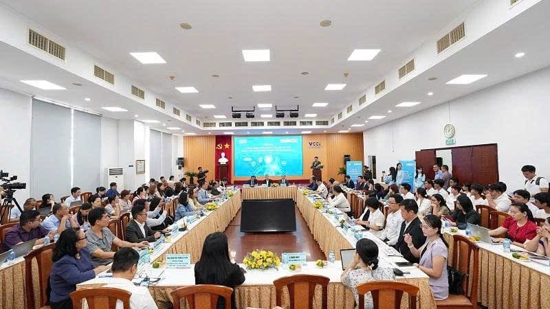 Nhiều chuyên gia nhận định, vi phạm thương hiệu đang tạo ra thách thức lớn cho cả cộng đồng doanh nghiệp và cơ quan quản lý nhà nước. Ảnh: Thục Vy.