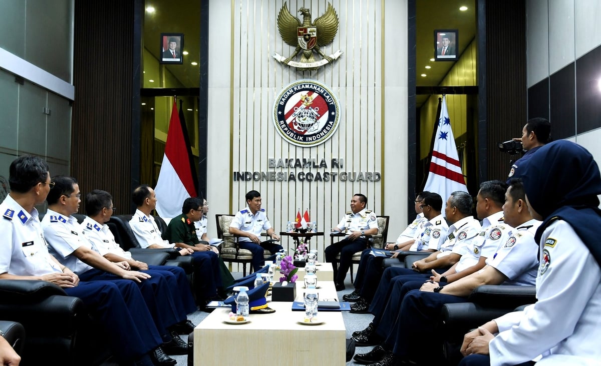 Quang cảnh chào xã giao lãnh đạo Cảnh sát biển Indonesia. Ảnh: Đức Định. 
