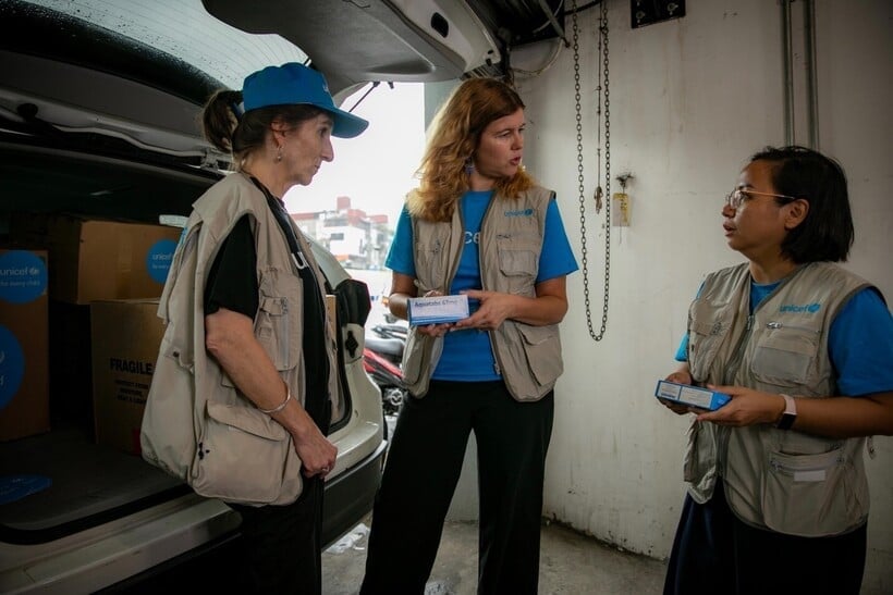 Ms Silvia Danailov (center) on a relief mission to communities affected by devastating Super Typhoon Yagi in Northern Viet Nam. Photo: UNICEF.