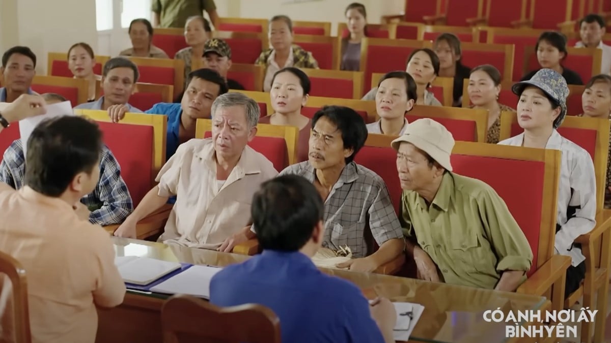 Ông Xuân cho biết cá chết hàng loạt là do ô nhiễm môi trường. Ảnh CMH Ông Xuân cho biết cá chết hàng loạt là do ô nhiễm môi trường. Ảnh CMH