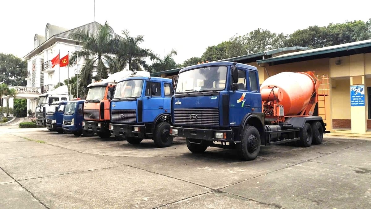 VEAM tổ chức bán đấu giá lô xe còn lại vào ngày 05/9/2025 tại Nhà máy (VM). Ảnh: VEAM. VEAM tổ chức bán đấu giá lô xe còn lại vào ngày 05/9/2025 tại Nhà máy (VM). Ảnh: VEAM.