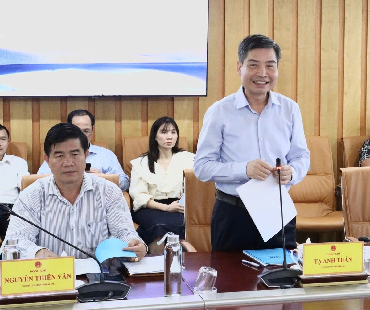 Ông Tạ Anh Tuấn, Phó Bí thư Tỉnh ủy, Chủ tịch UBND tỉnh Đắk Lắk phát biểu tại buổi làm việc. Ảnh: Nguyễn Thủy.